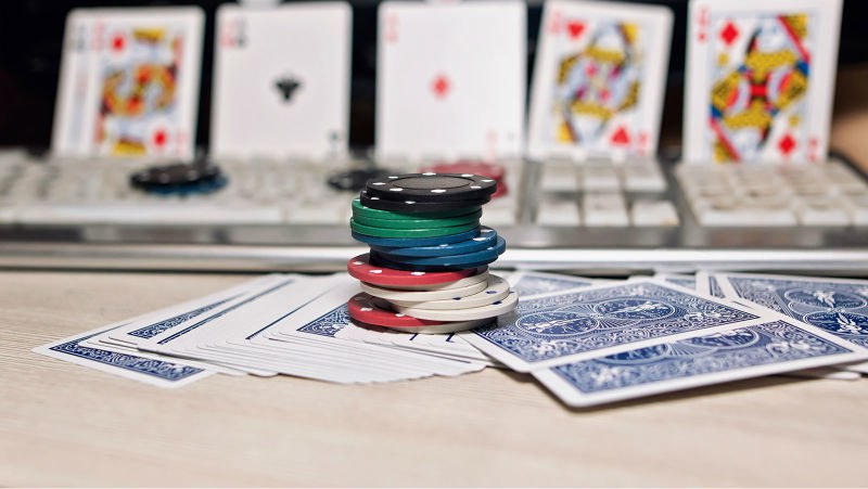 онлайн покер